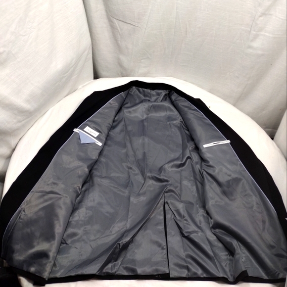 J.M. Haggar Black Classic Fit 48 Long Single Breast Premium Stretch Suit Jacket - Picture 8 of 15